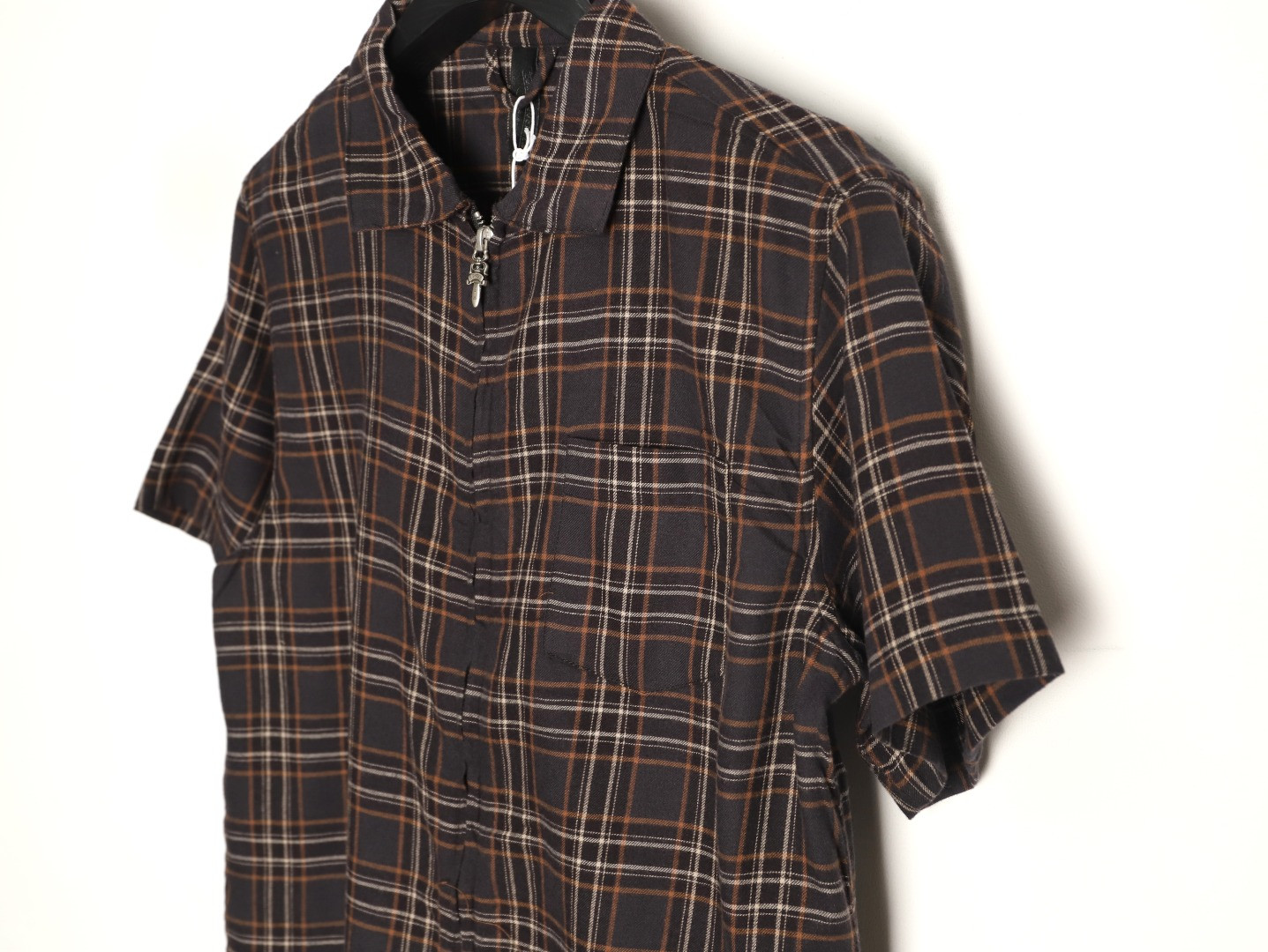 Ch*0me He**ts short-sleeved shirts