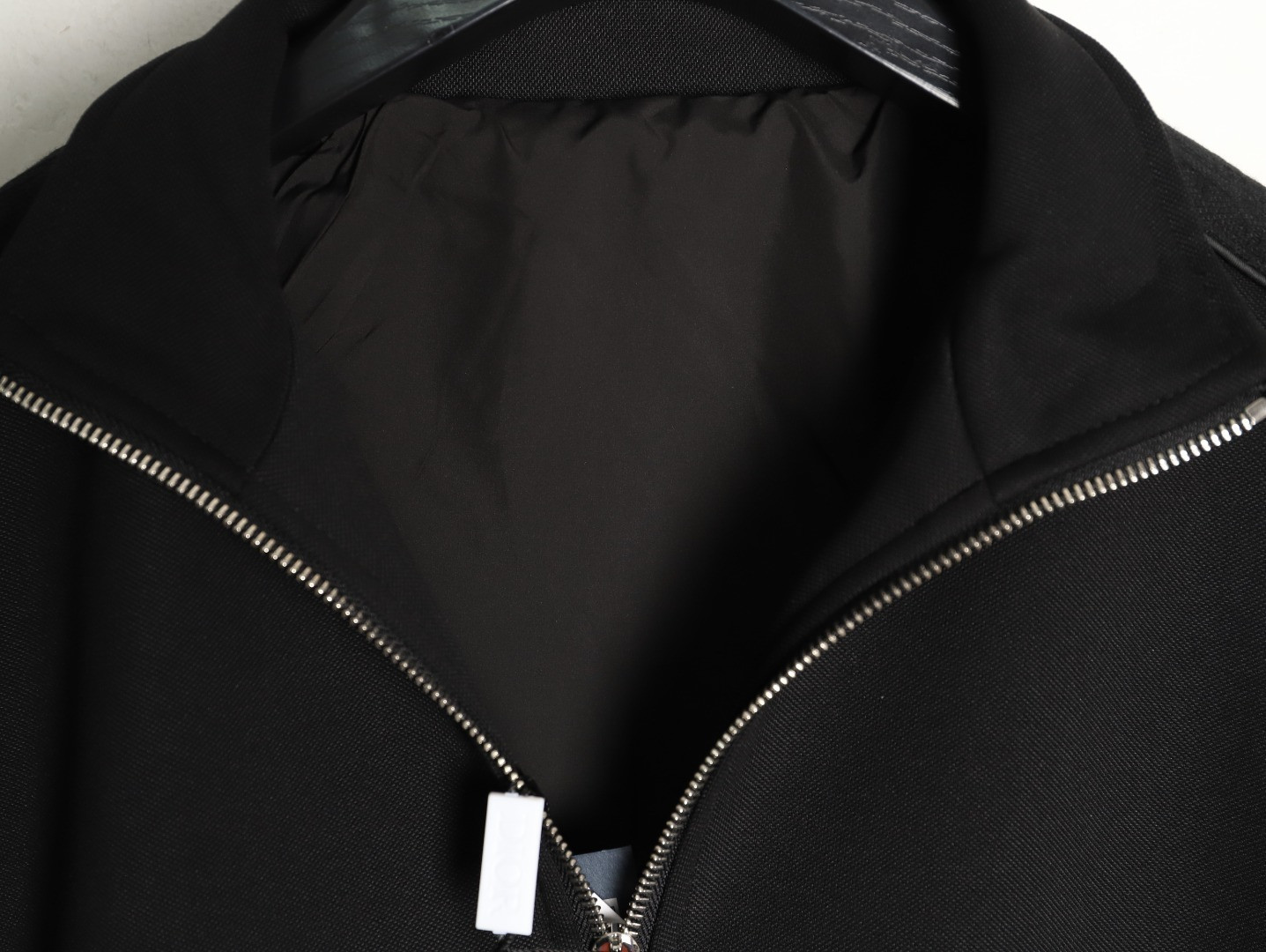 D10r 25fw coats suit