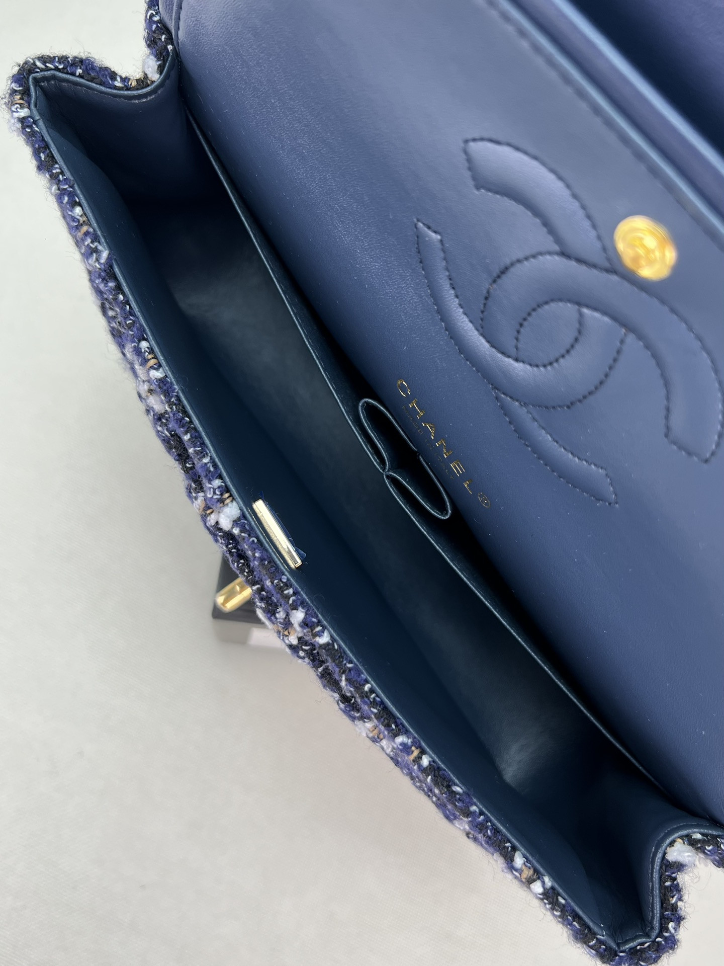 CHANEL CLASSIC 11.12 HANDBAG Tweed & Gold-Tone Metal 6 × 9.9 × 2.5 in