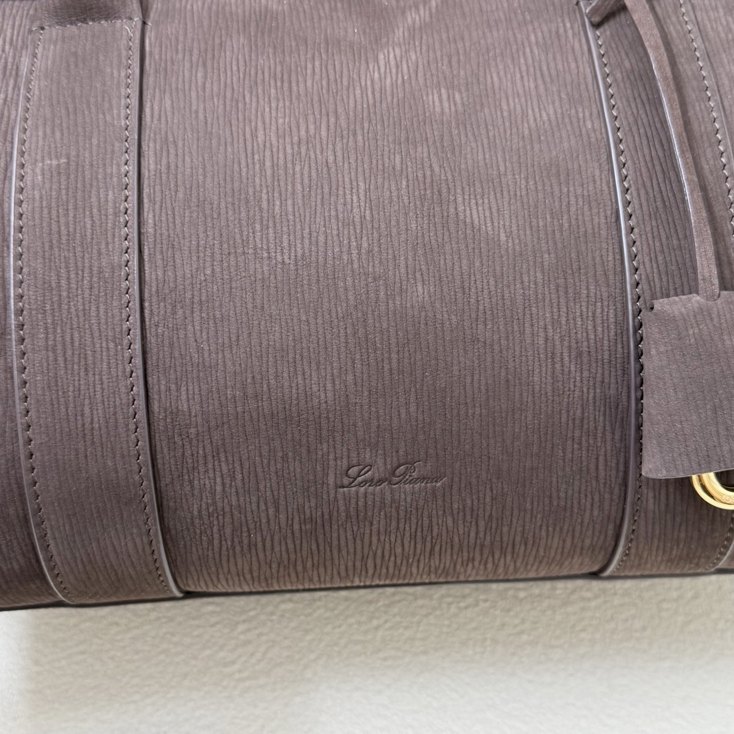 Loro Piana Loom L32 33x23x18cm