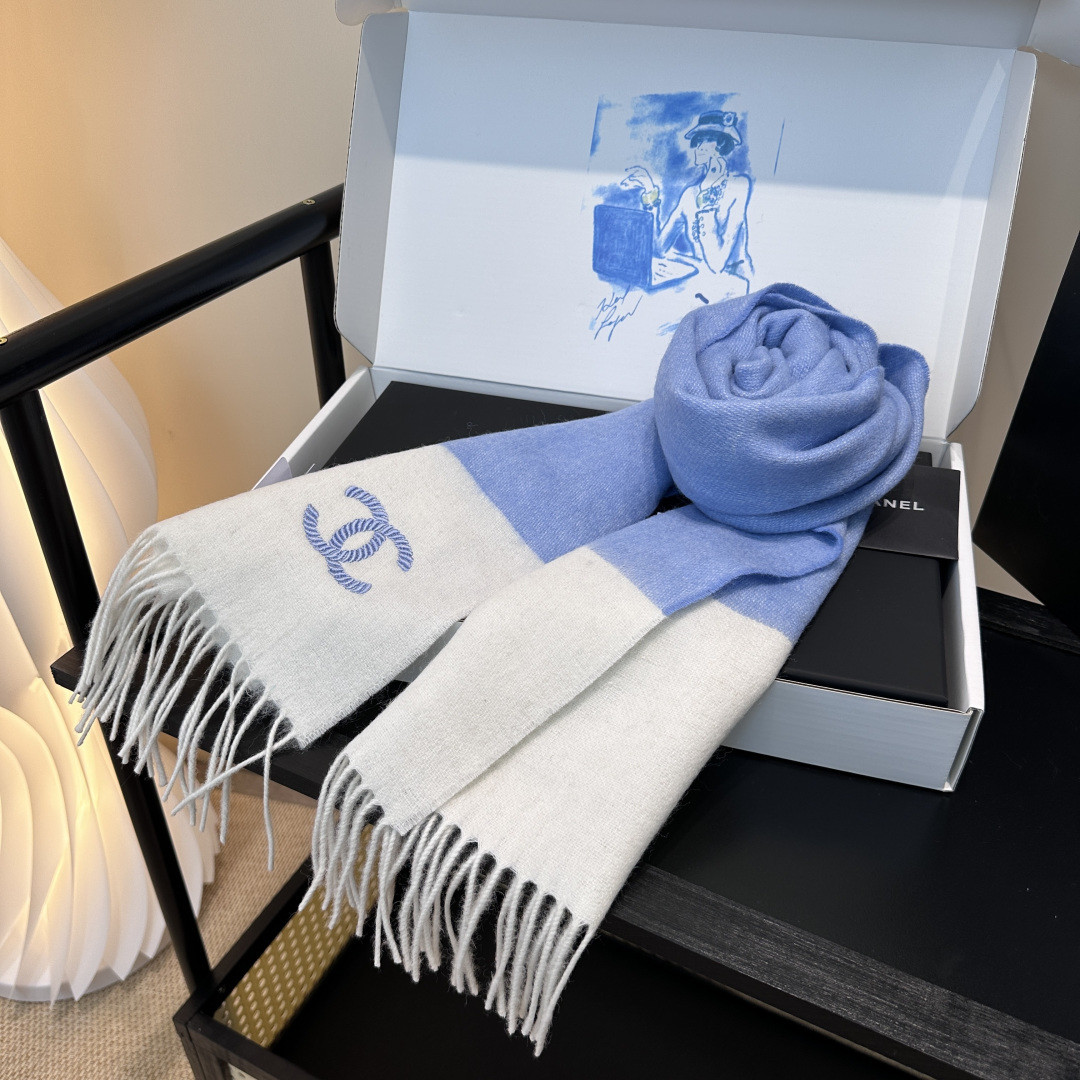 Ch**el scarf 35x180cm