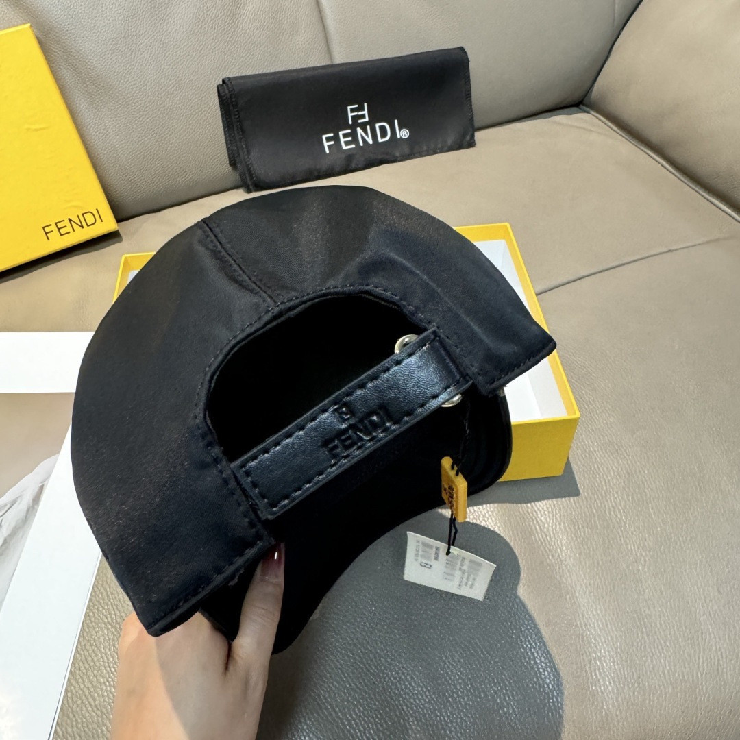 F**di baseball cap