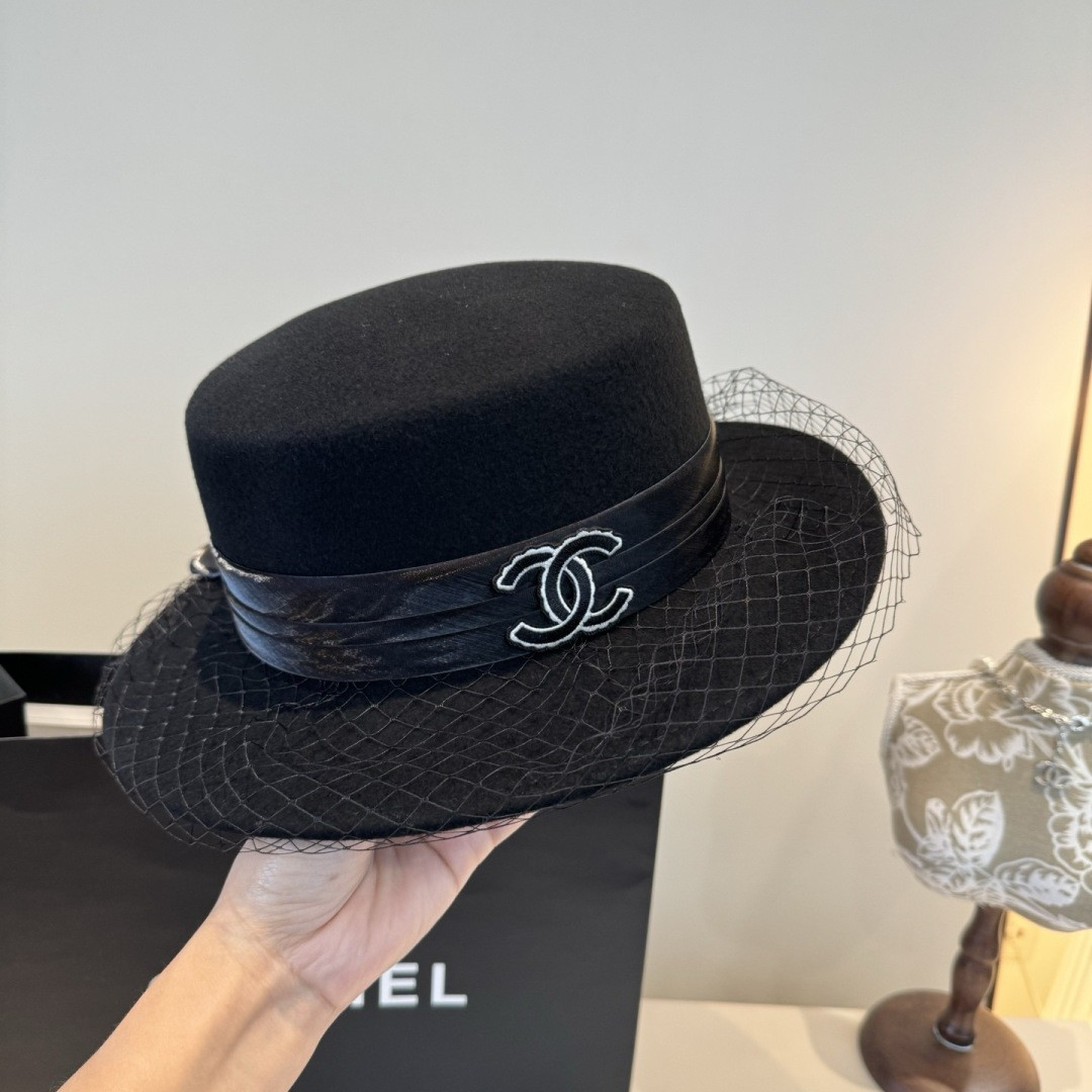 Ch**el wool felt hat 57cm head circumference