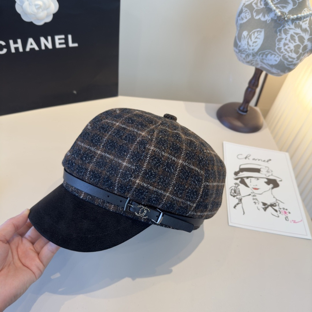 Ch**el newsboy cap 57cm head circumference