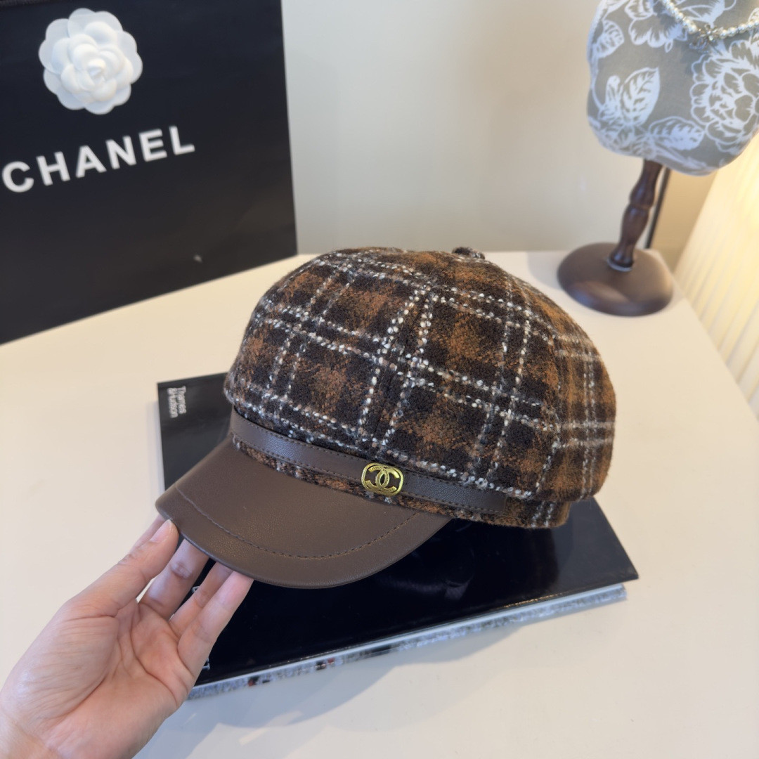 Ch**el newsboy cap 57cm head circumference