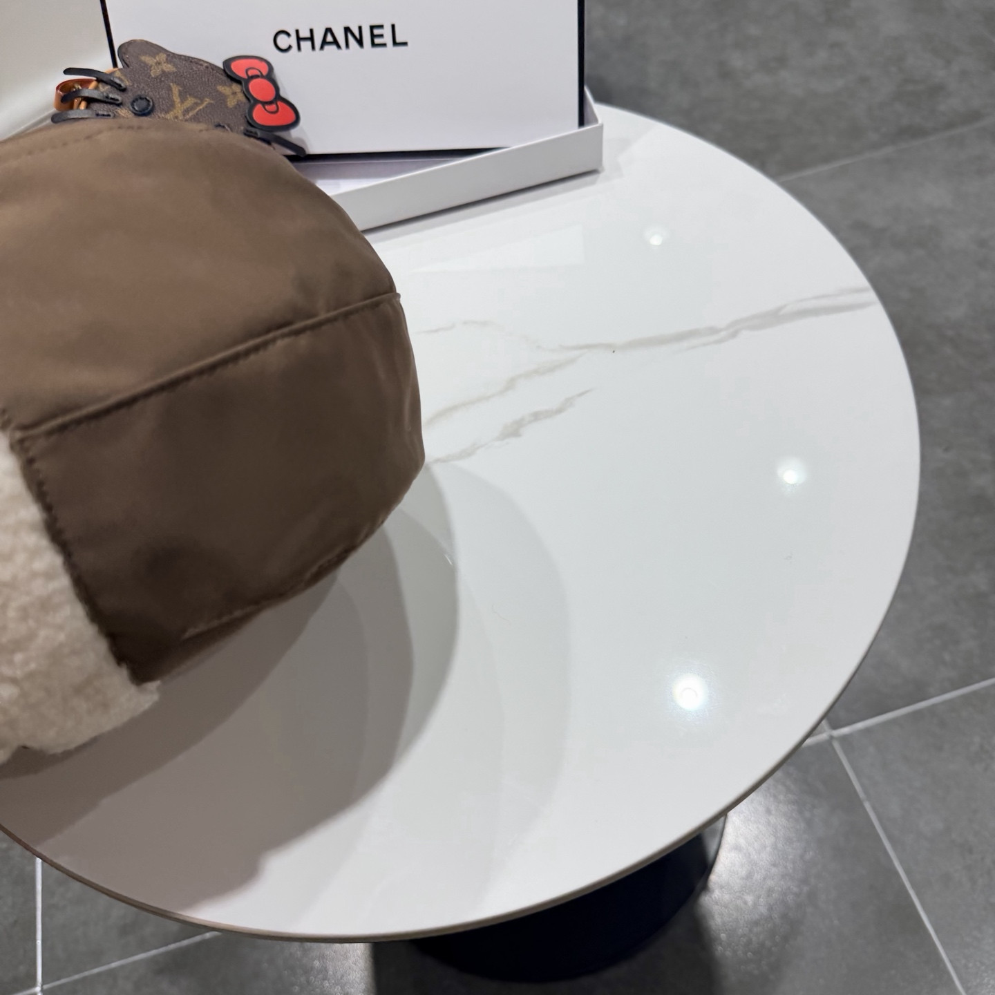 Ch**el hat