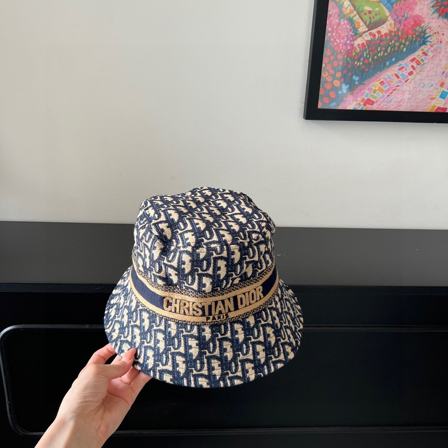 D10r bucket hat