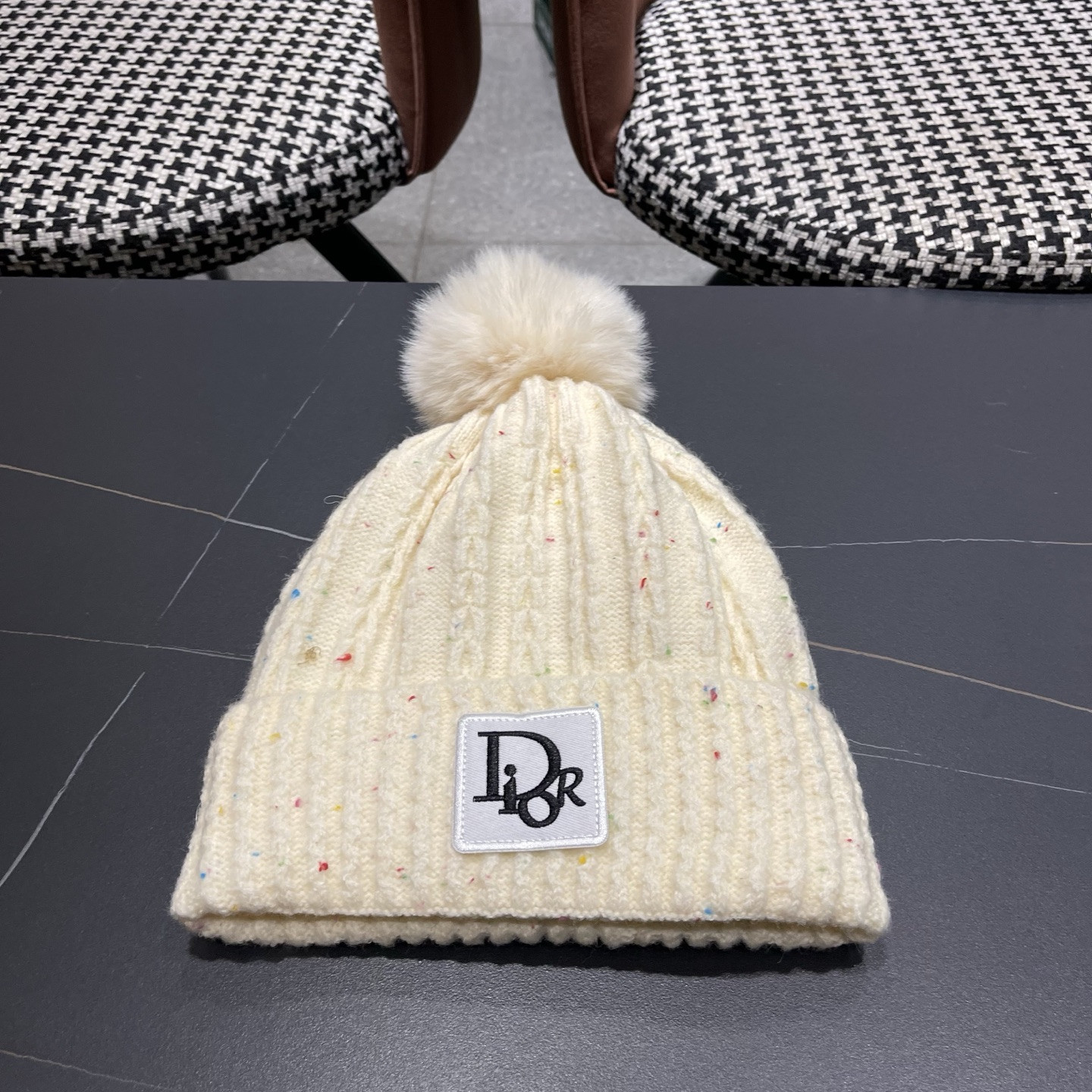 D10r beanie