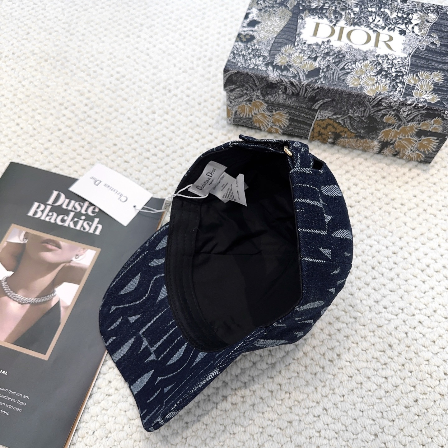 D10r baseball cap