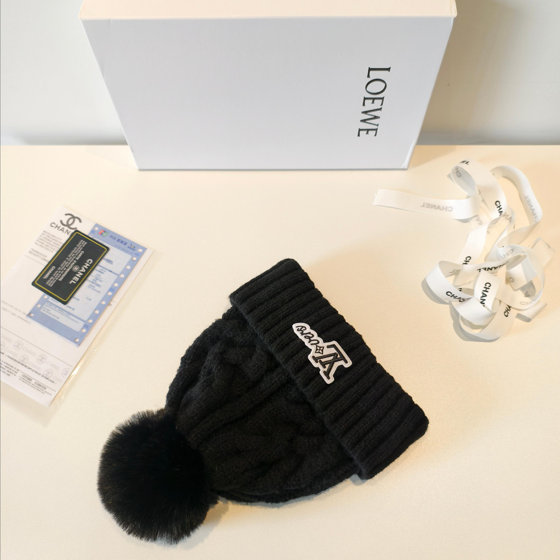l0vis Vvtt0n beanie