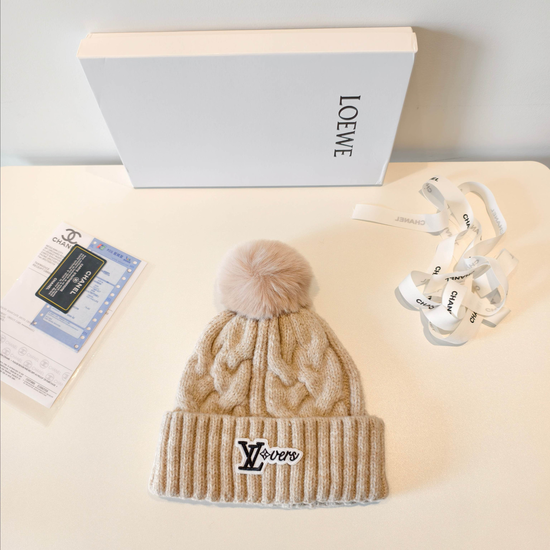 l0vis Vvtt0n beanie