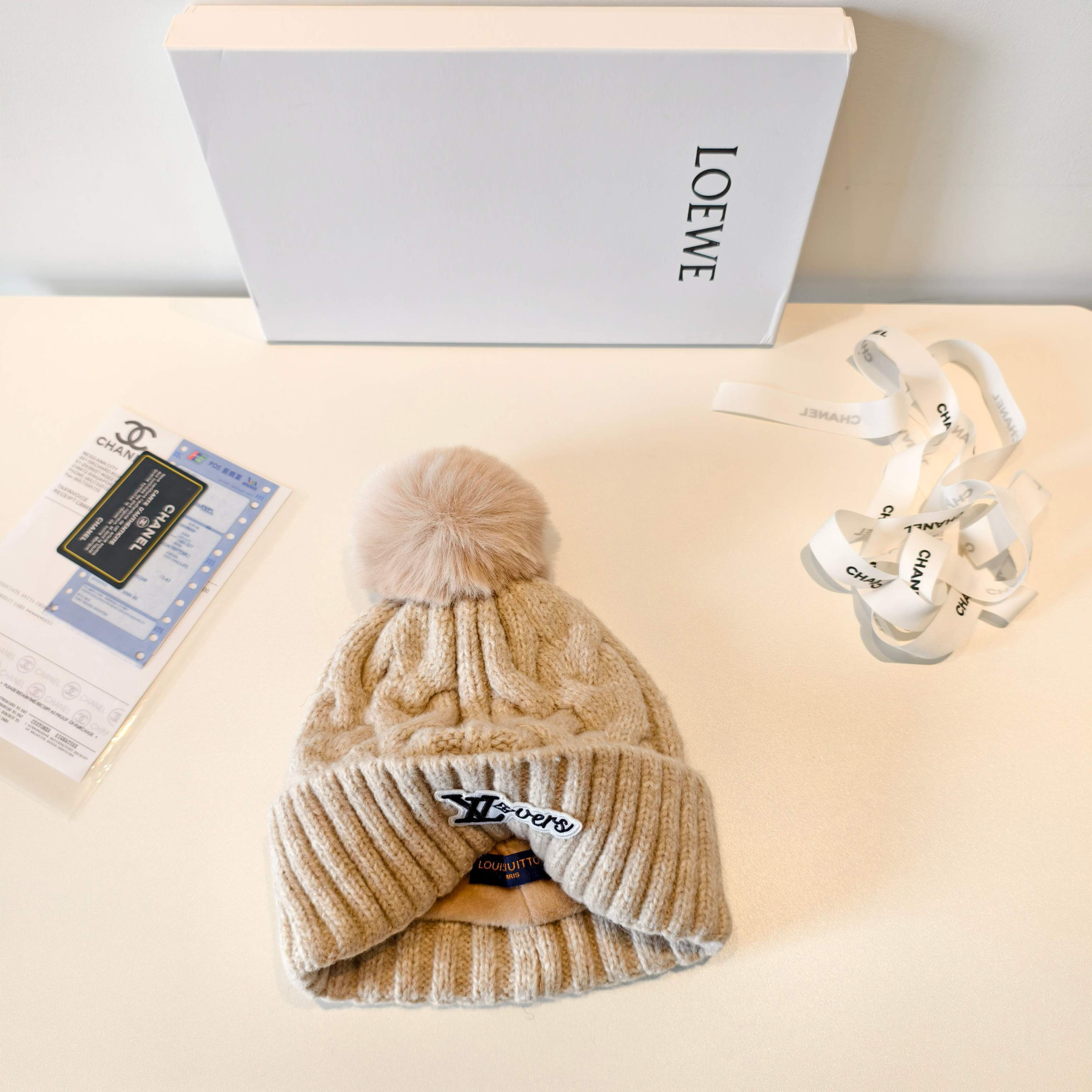 l0vis Vvtt0n beanie