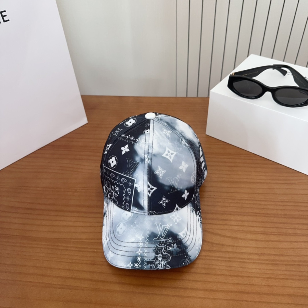 l0vis Vvtt0n baseball cap