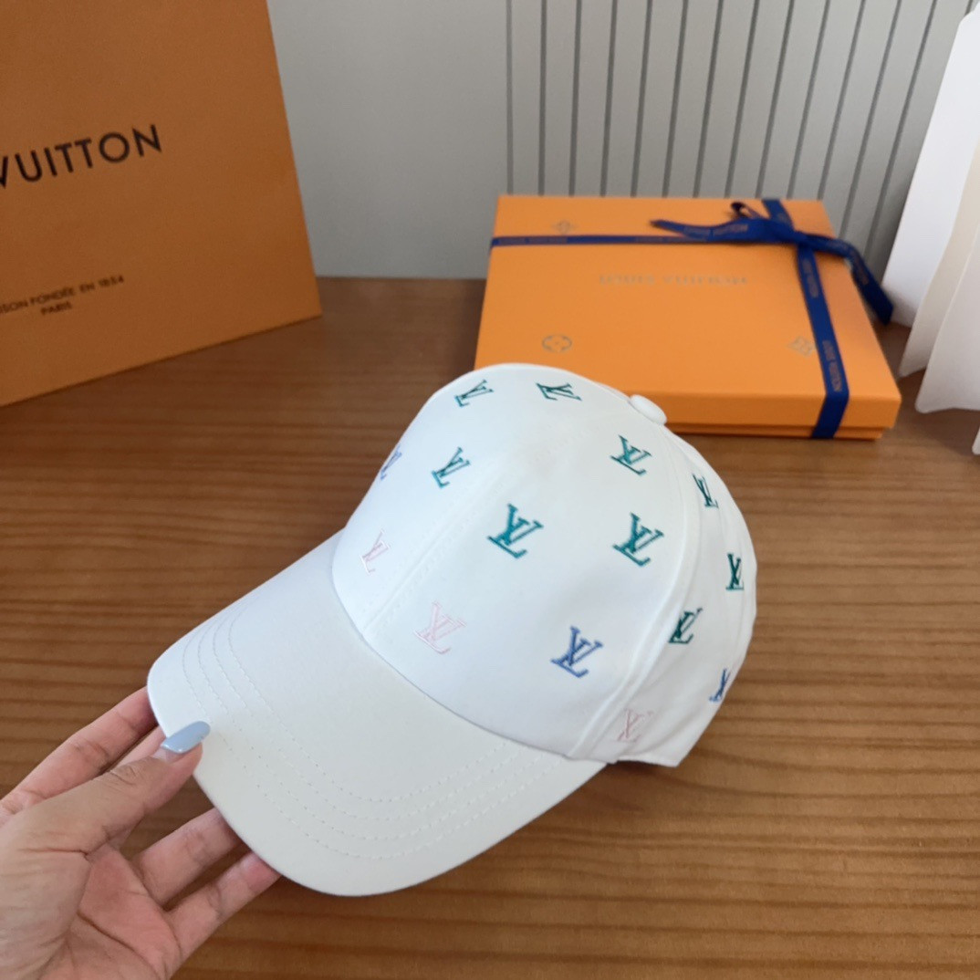 l0vis Vvtt0n baseball cap