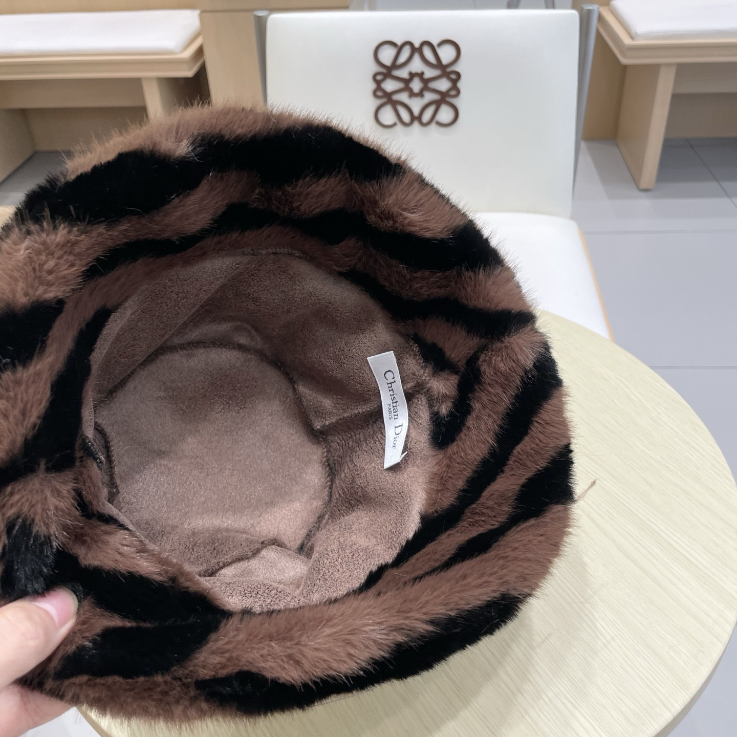 Pra*a bucket hat