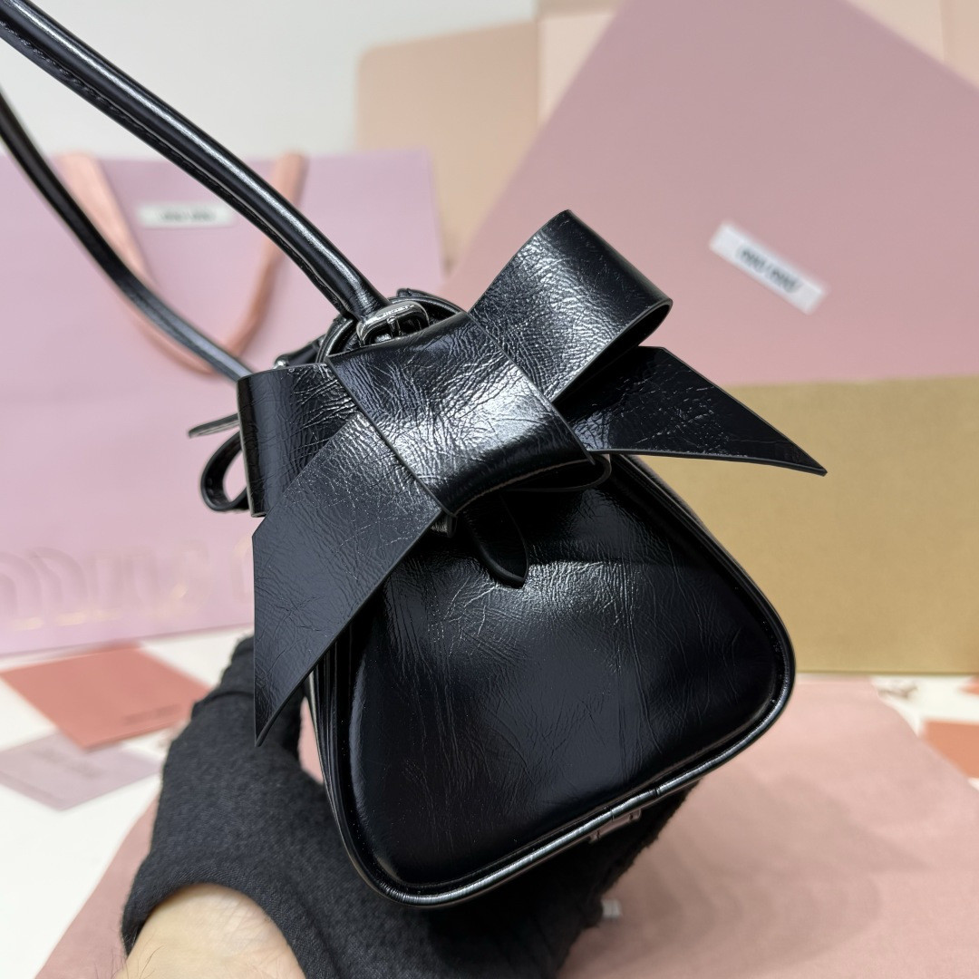 Miu Miu Shiny Leather Pouch 12.5x21x9.5cm