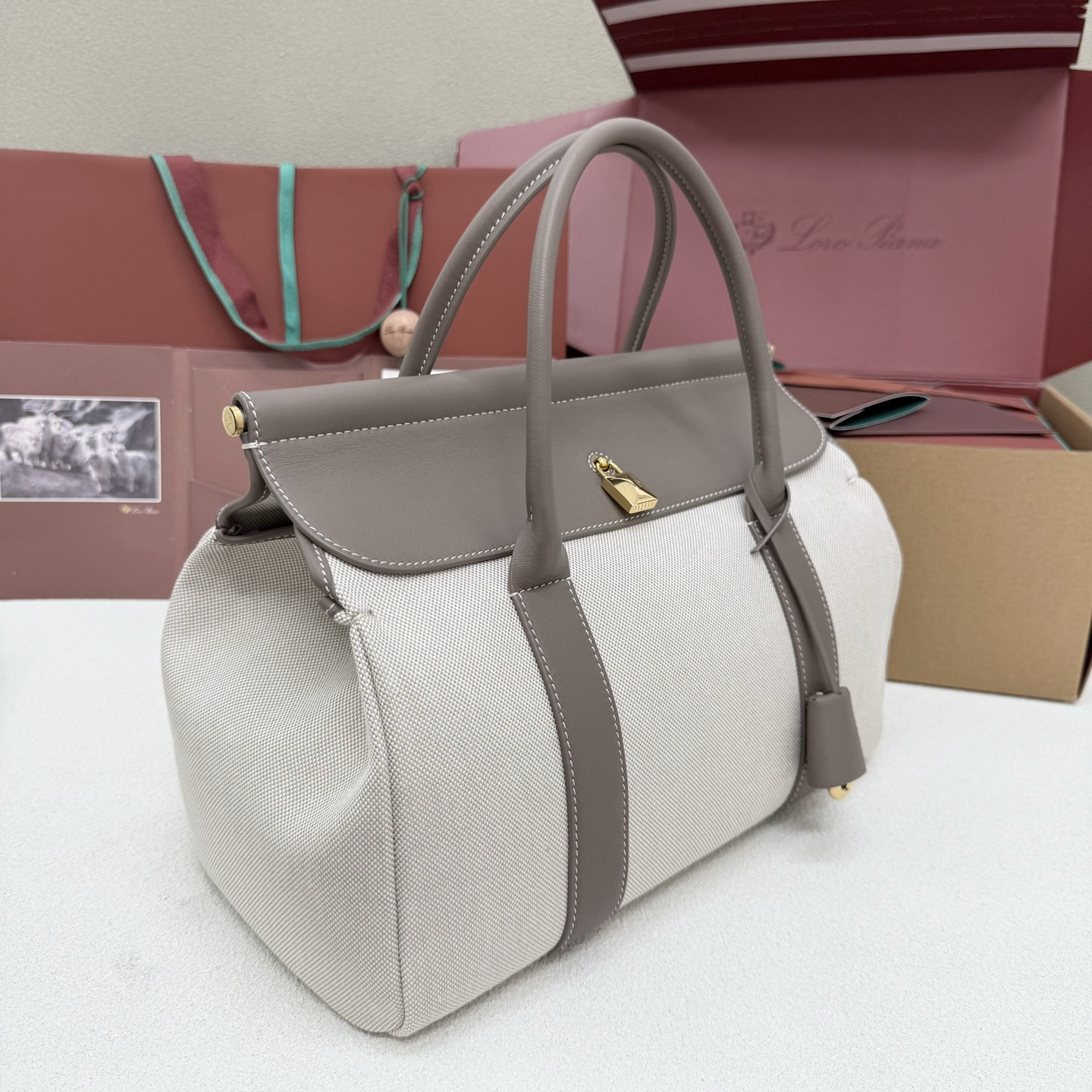 Loro Piana Loom Bag L32 Grained Calfskin 33 x 23 x 18 cm