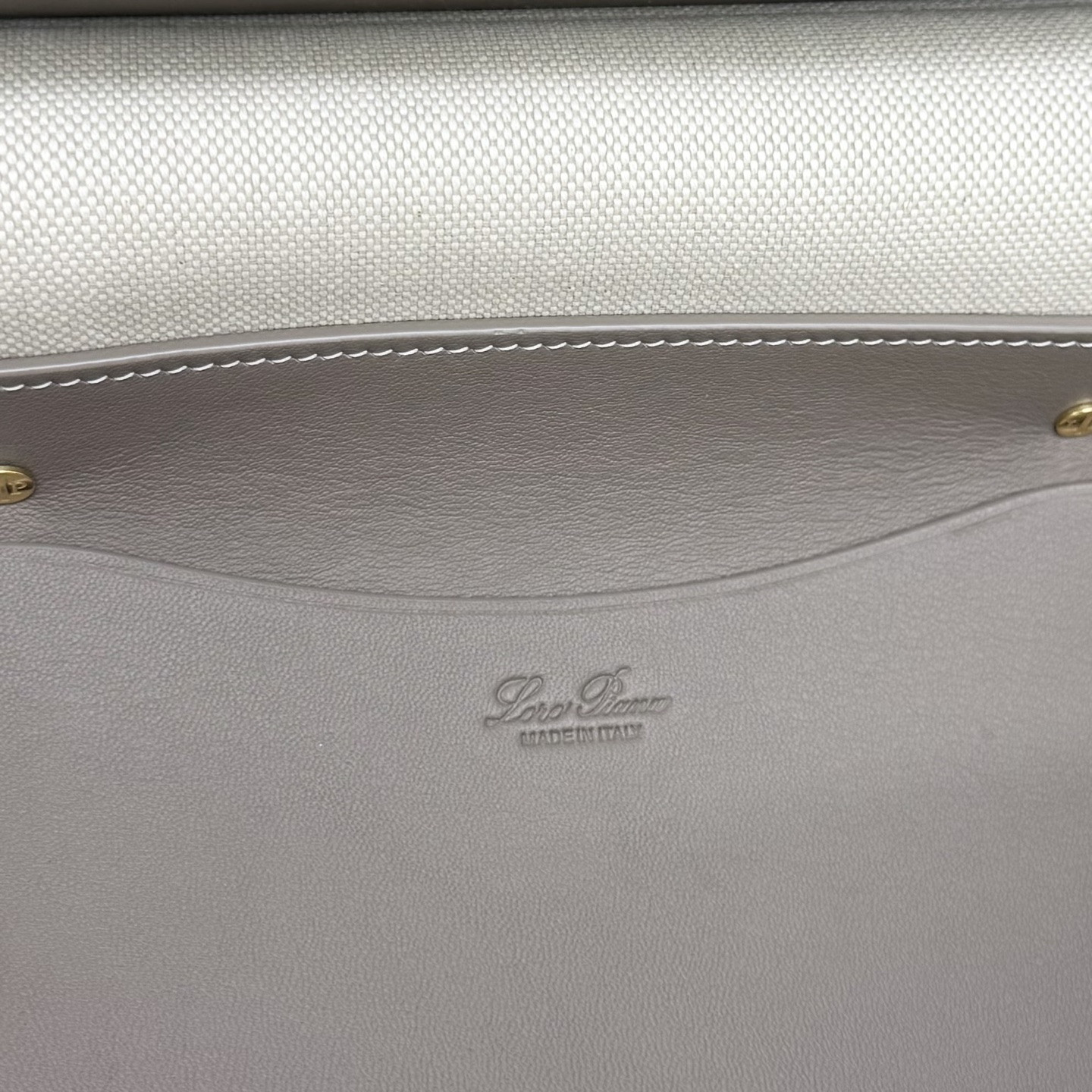 Loro Piana Loom Bag L32 Grained Calfskin 33 x 23 x 18 cm
