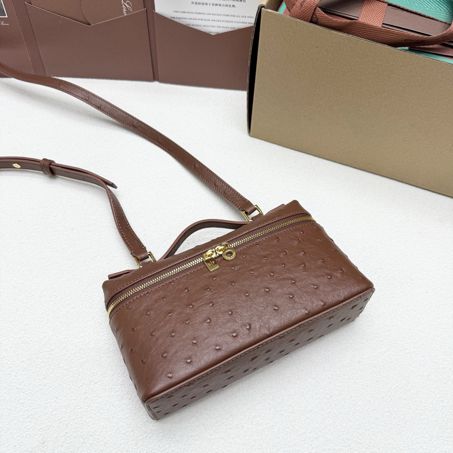 Loro Piana Extra Pocket L19 11 x 19 x 6.5 cm
