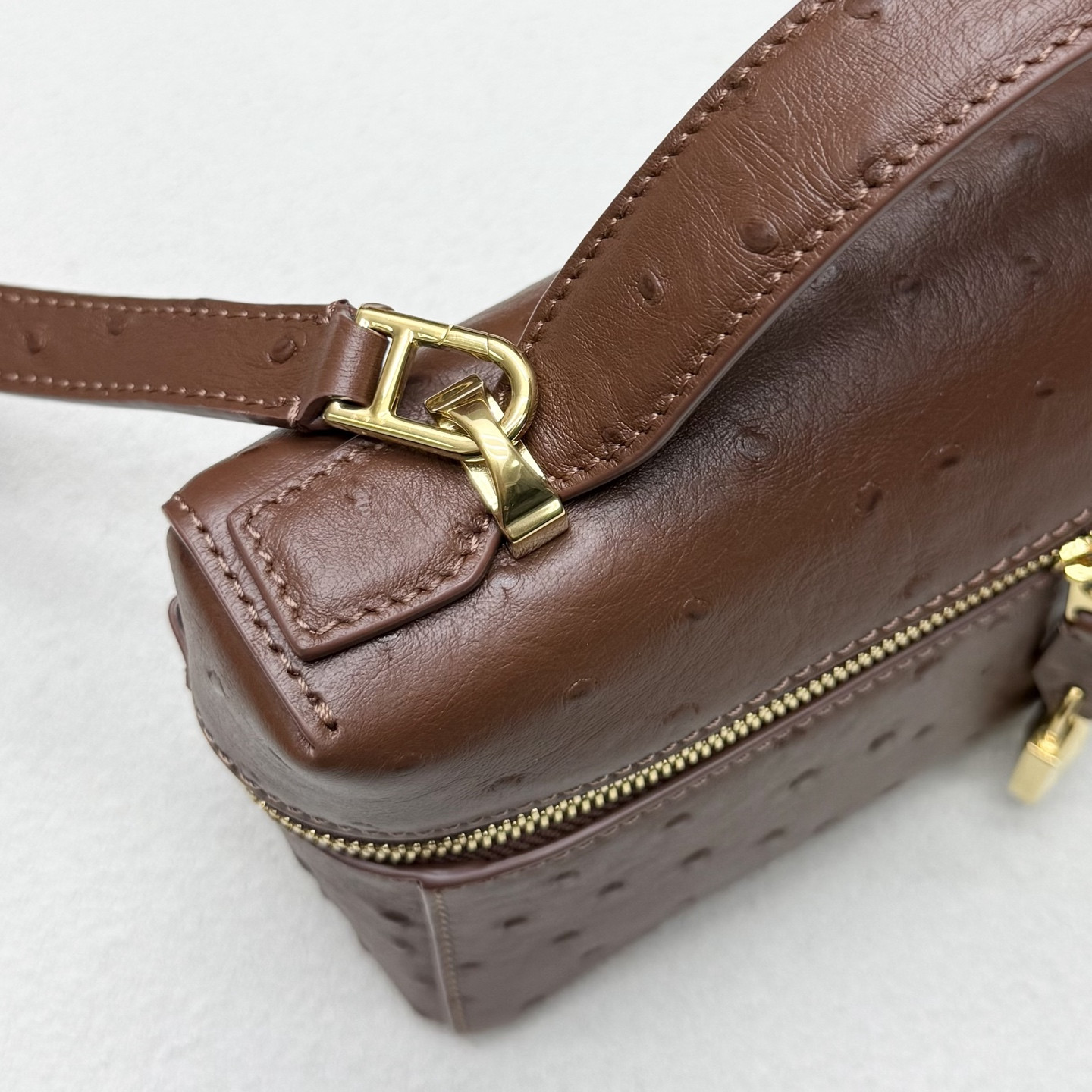 Loro Piana Extra Bag L23 23x12x7cm