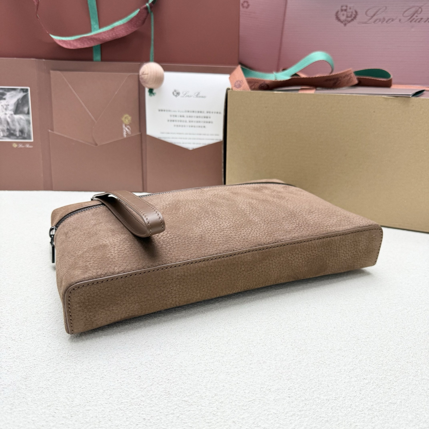 Loro Piana Extra pouch L29 29x18x5cm