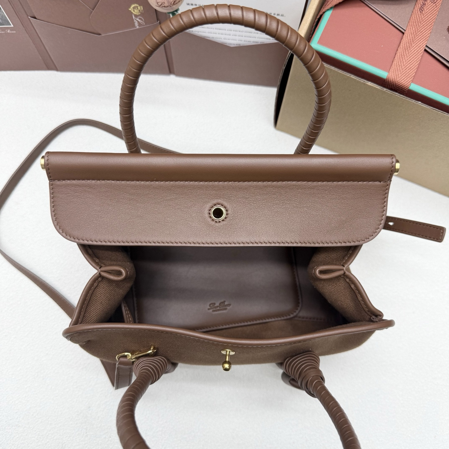 Loro Piana Loom L25 25x18x12.5cm
