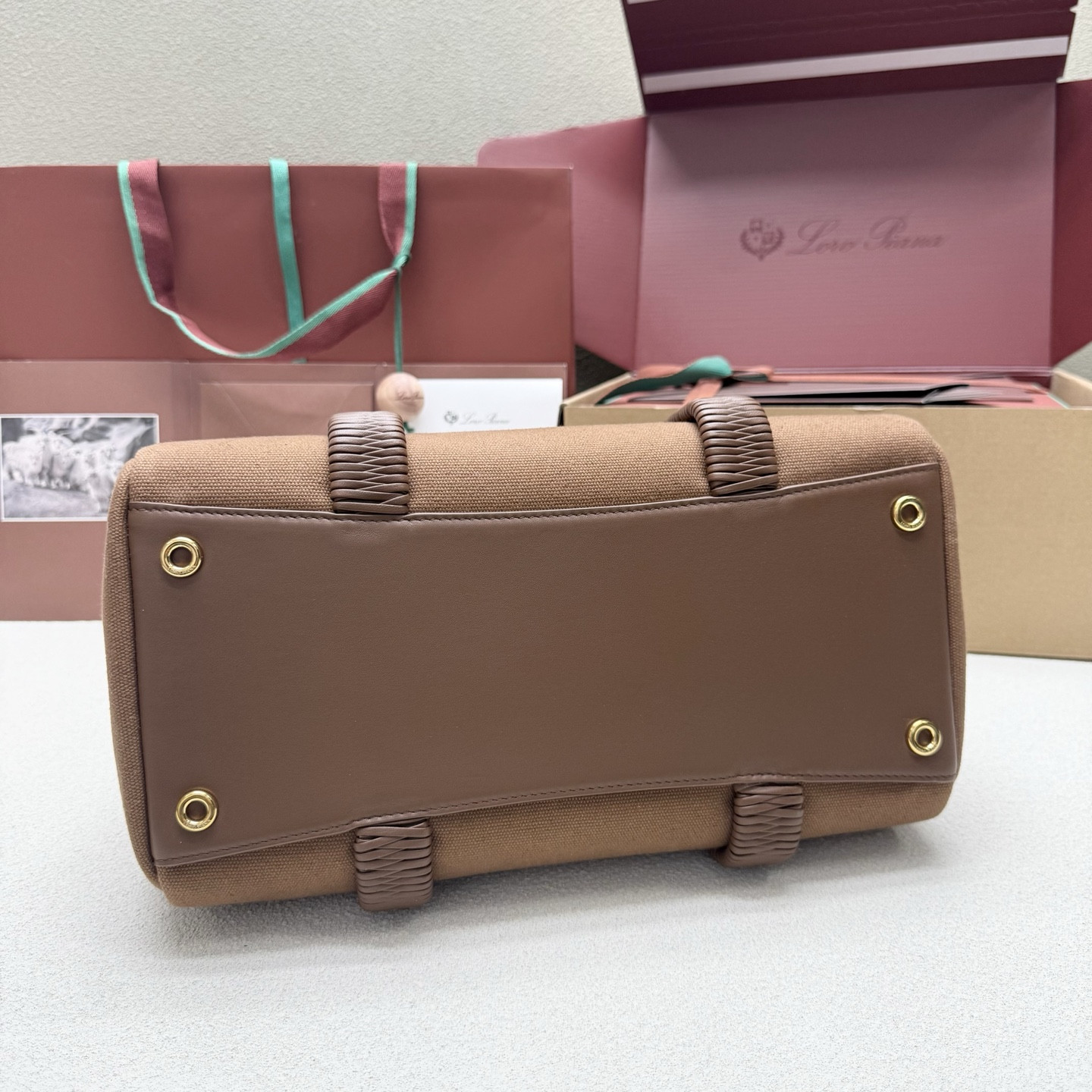 Loro Piana Loom Bag L32 33 x 23 x 18 cm