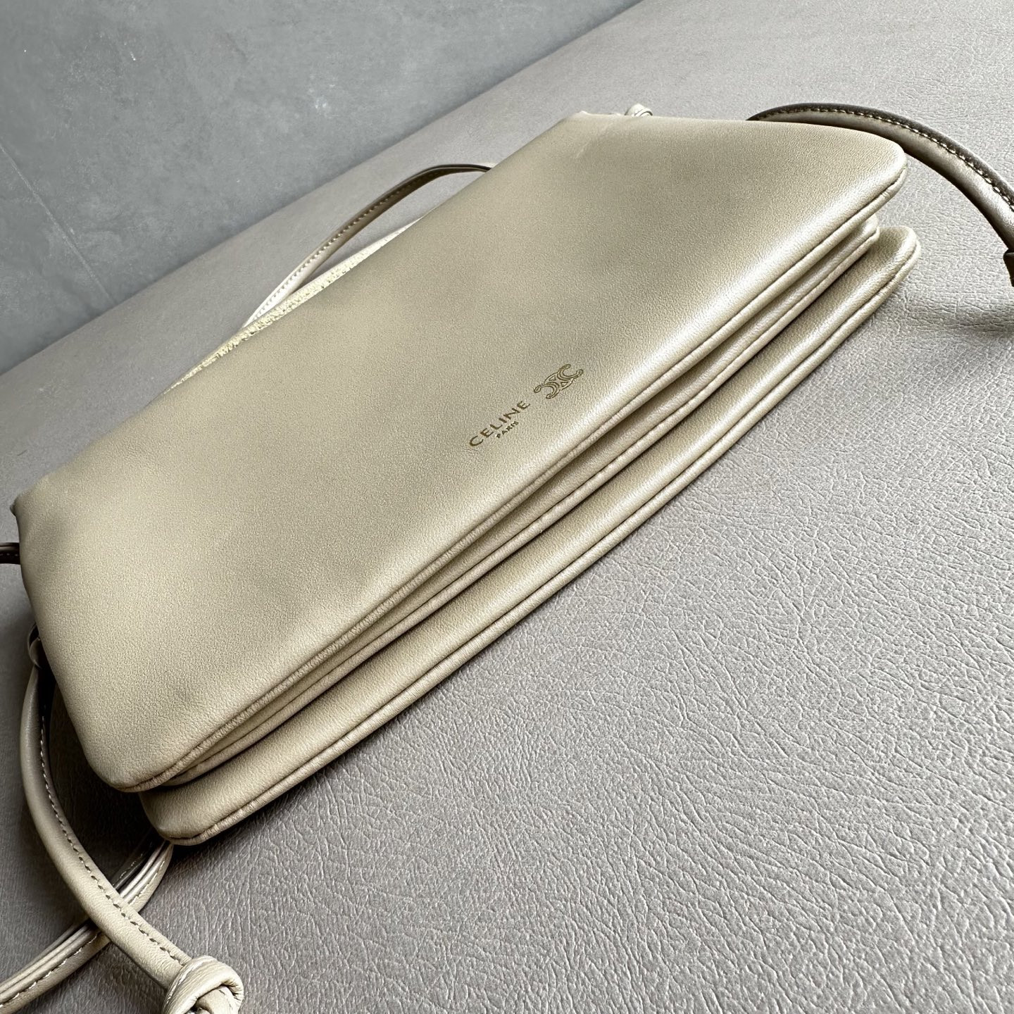 Celine TRIO FLAP 22.5x13x3.5cm